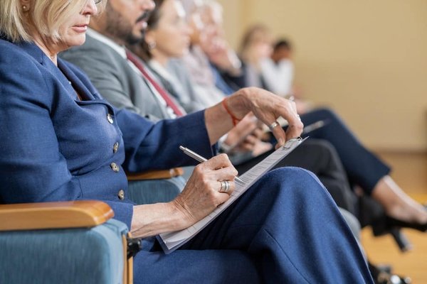 Quels sont les avantages de la lecture pour le développement personnel ?